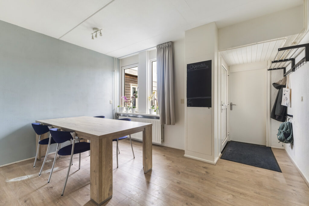 Tussenwoning te koop: Jasker 87, Sneek