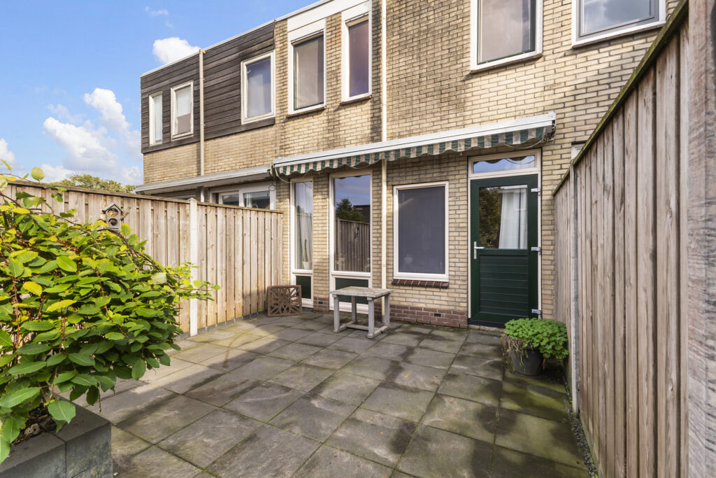 Tussenwoning te koop: Jasker 87, Sneek