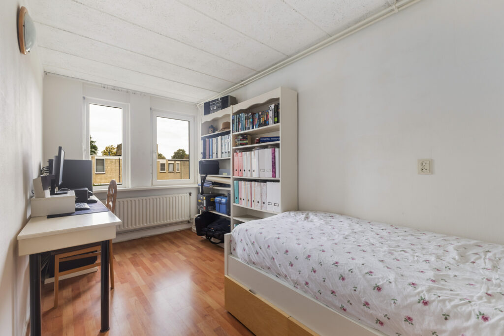 Tussenwoning te koop: Jasker 87, Sneek