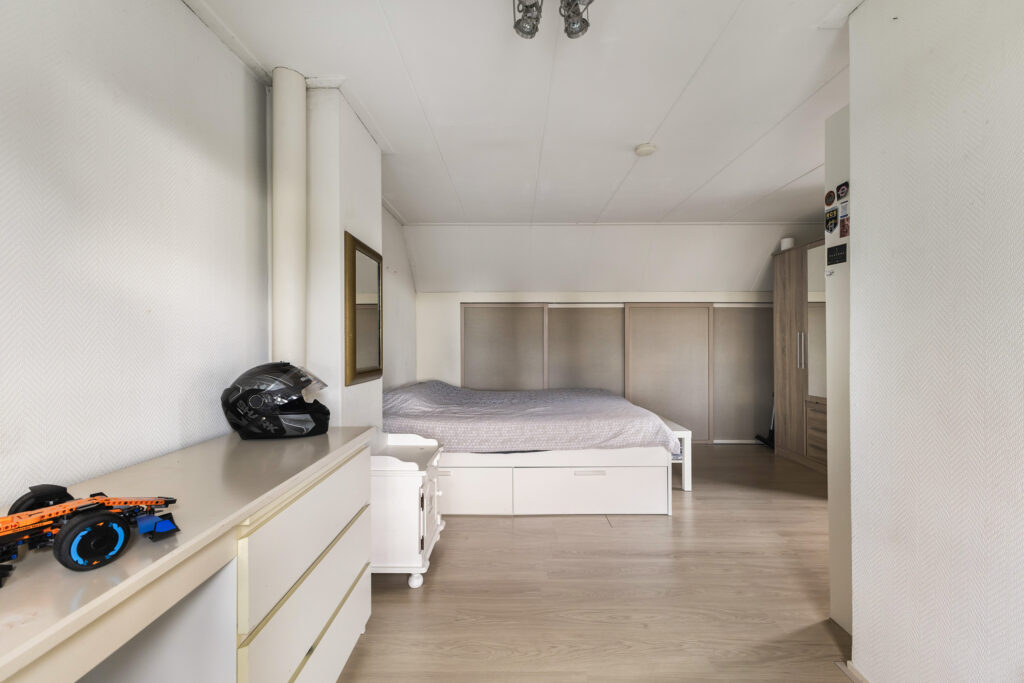Tussenwoning te koop: Jasker 87, Sneek