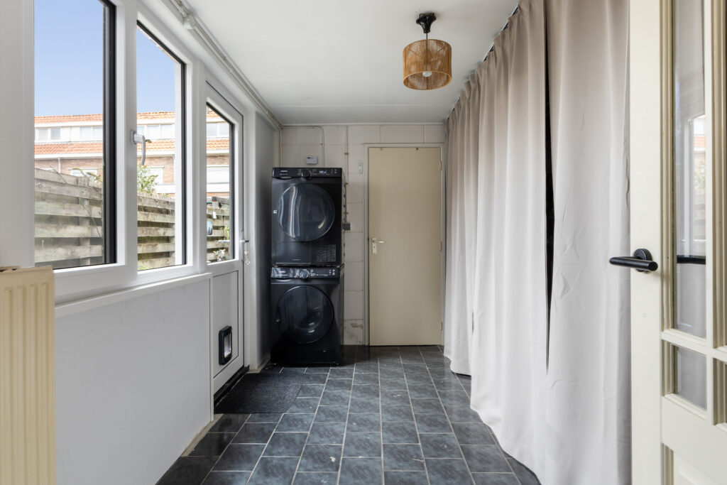Tussenwoning te koop: Winsemiusstraat 20, Sneek