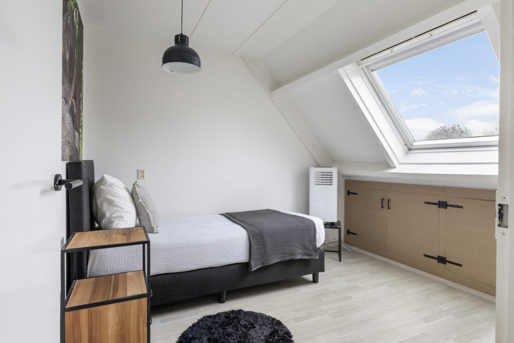 Tussenwoning te koop: Walstro 10, Sneek