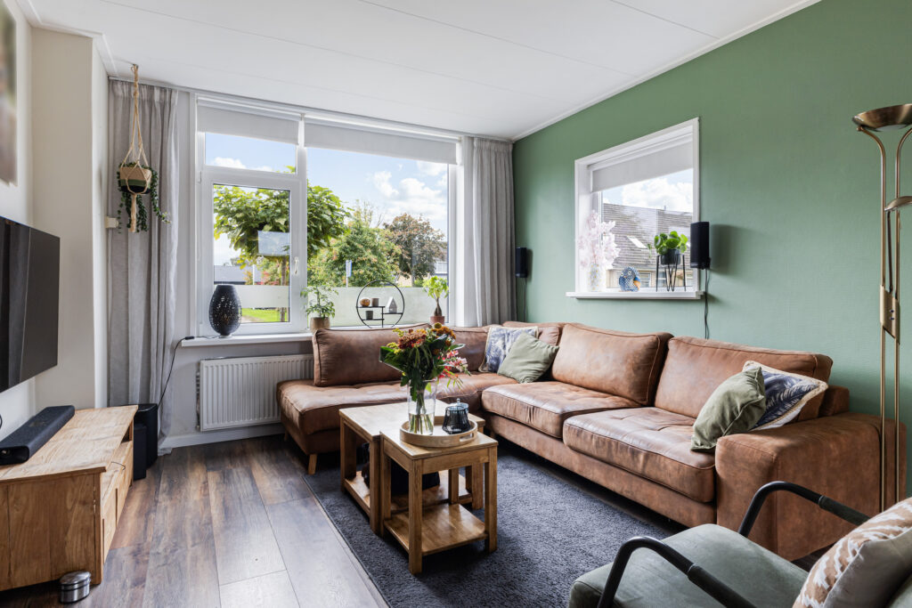 Hoekwoning te koop: Prof.T.Brandsmastrjitte 12, Woudsend