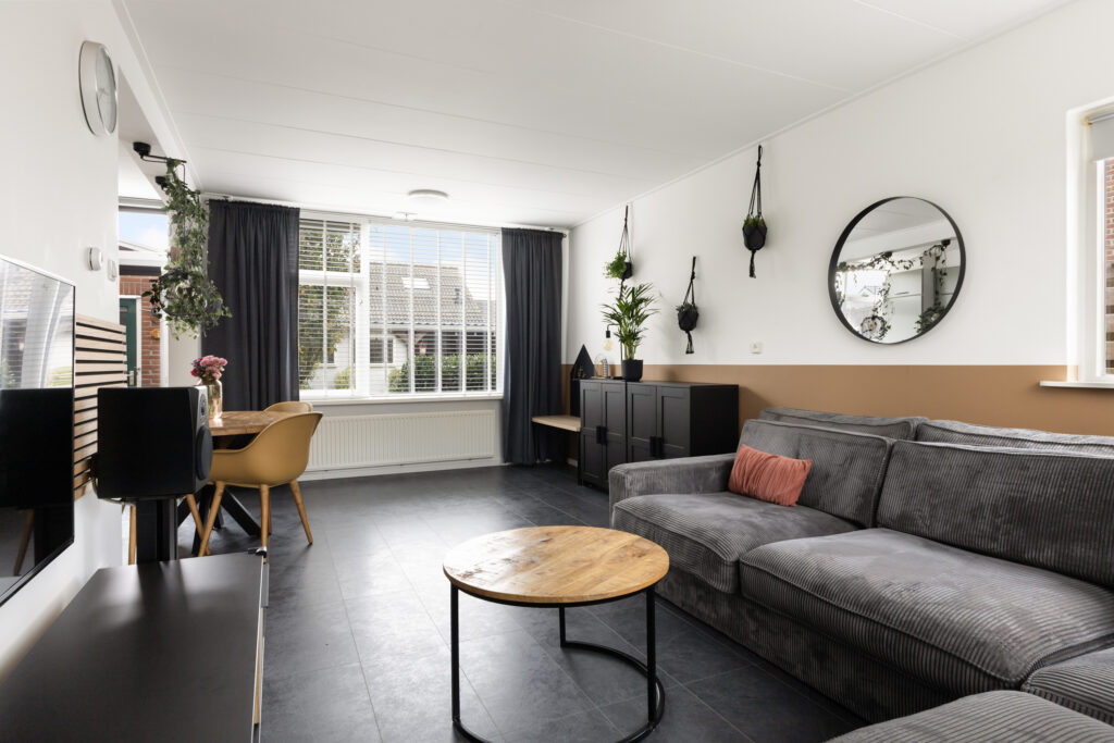 Hoekwoning te koop: Bonningastrjitte 58, Oppenhuizen